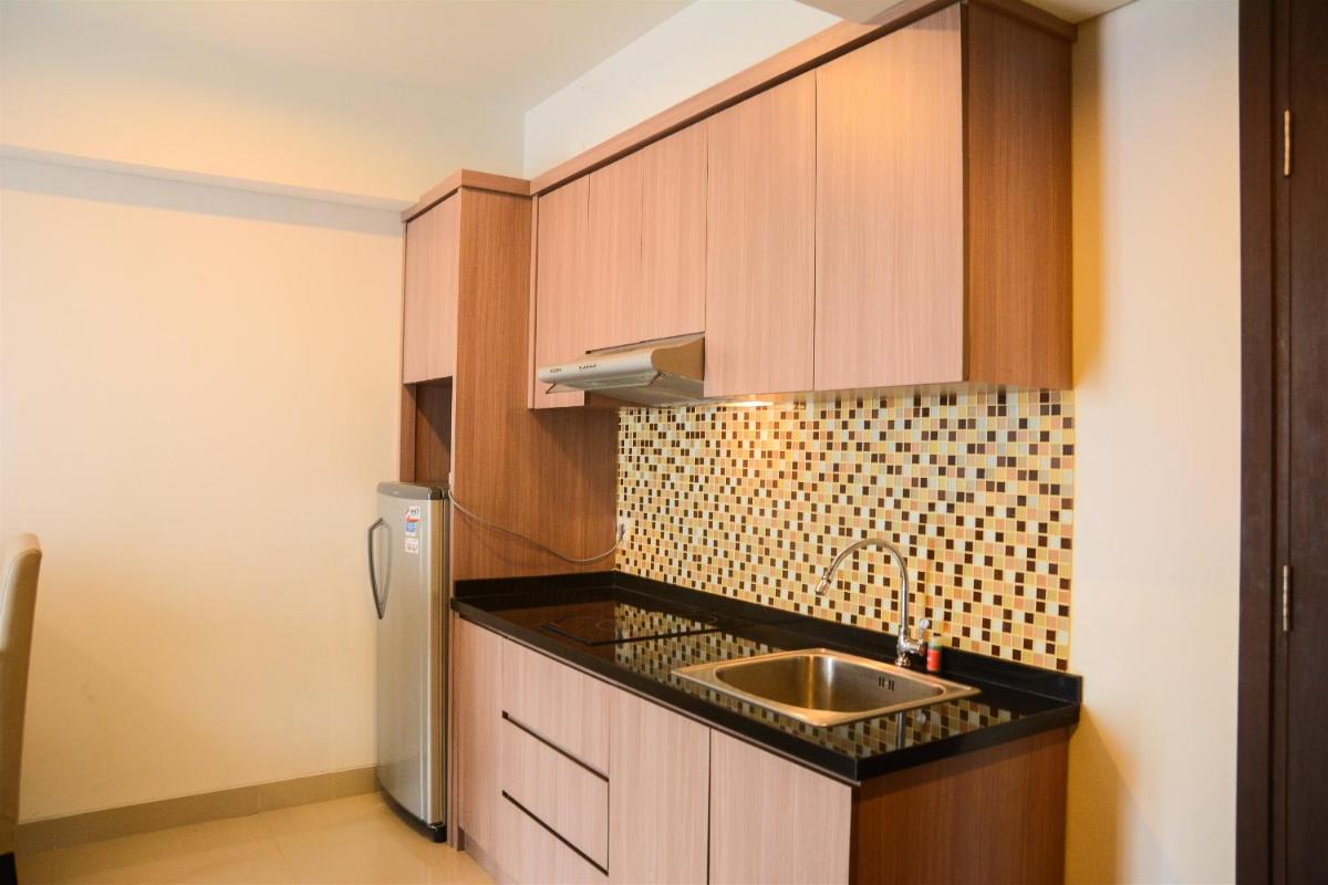 Cozy 1BR Apartment H Residence near MT Haryono By Travelio - Housity