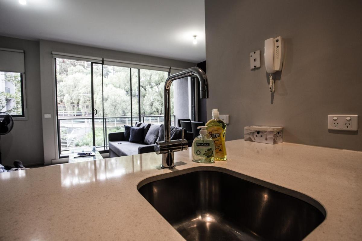 Suitetrails - ReadySet Apartments on Altona