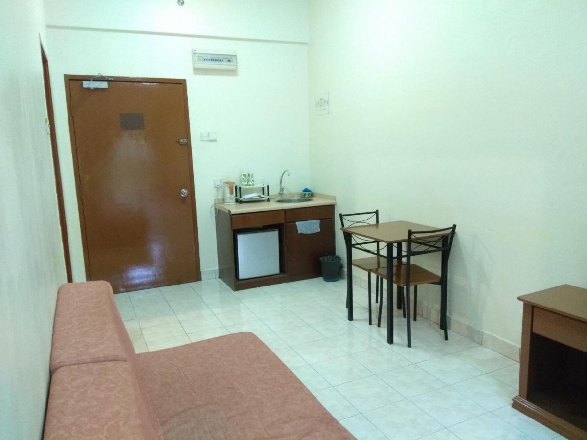Suitetrails - Suria Apartment 1BEDROOM Bukit Merah