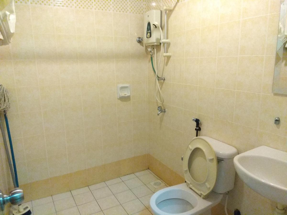 Suitetrails - Suria Apartment 1BEDROOM Bukit Merah
