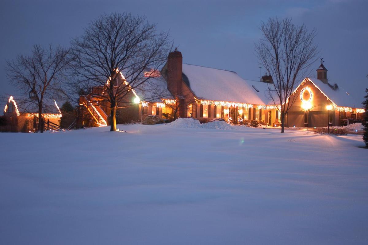 Annville Inn Bed & Breakfast - Housity