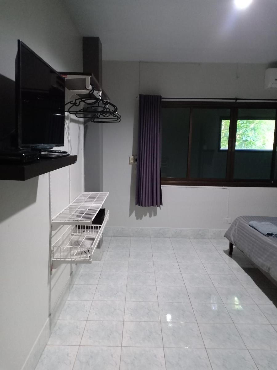 Nit Guest House - Housity