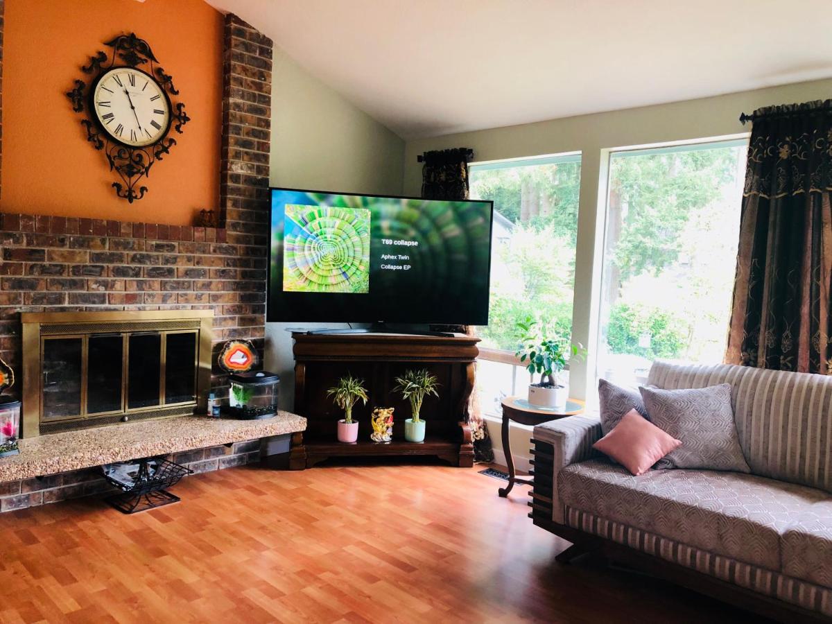XX Home Away from Home - Housity