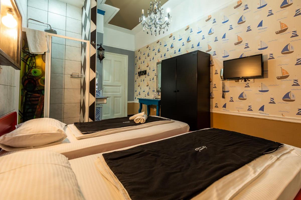 Bed & Breakfast Twenty - Hizvo