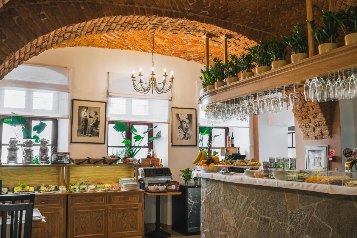 Hotel & Apartments Ventus Rosa - Housity