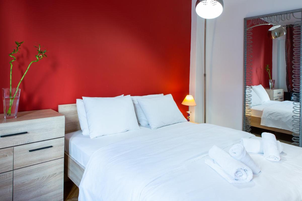 Aristotelous Boarding House - Housity