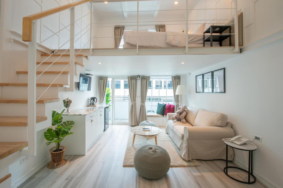 White Ivory Bed And Breakfast - Housity