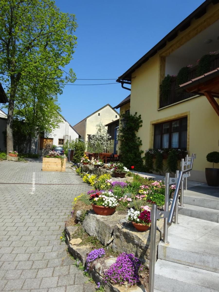 Landgasthof Zehner - Housity