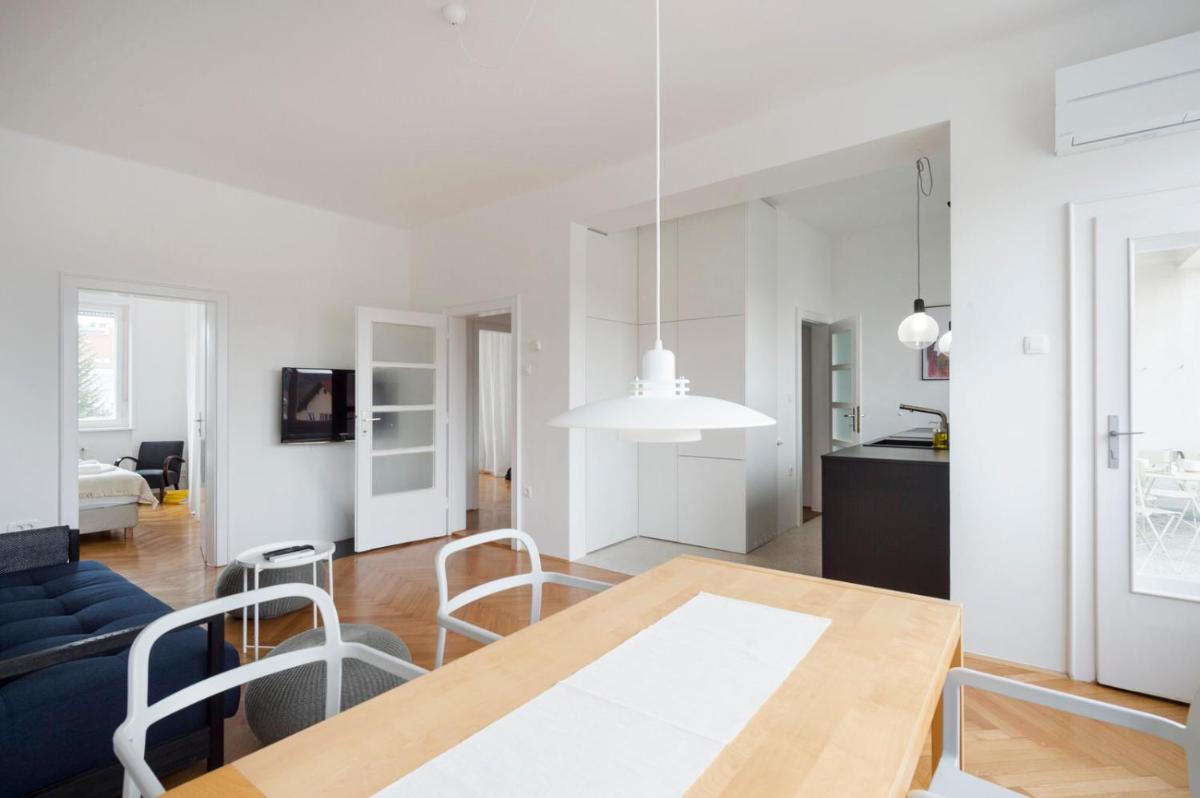 Levstikova Two-Bedroom Apartment - Housity