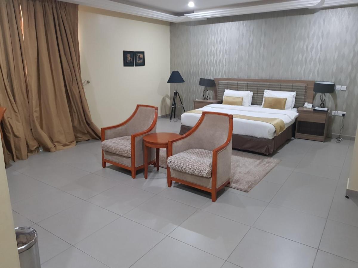 Heritage Continental Hotel - Housity