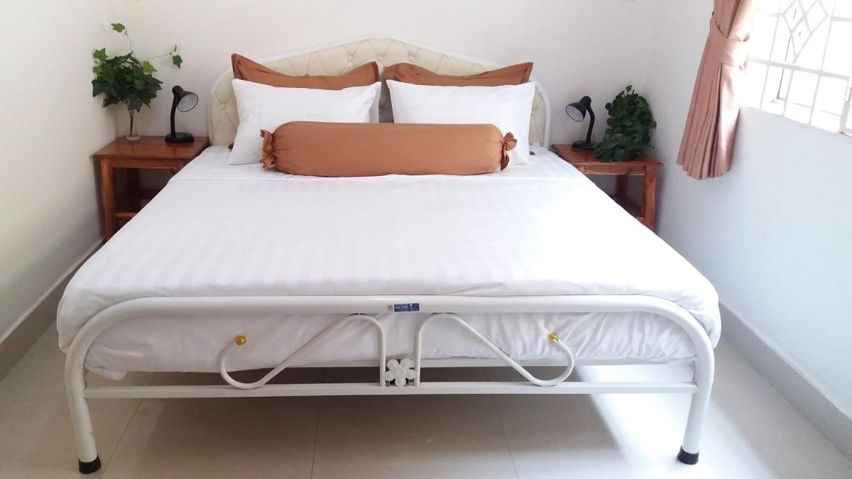 Dutch Hosted B&B, ABC - Housity