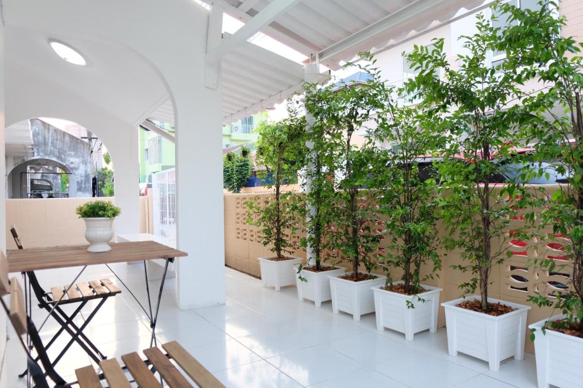 Chatuchak Art & Nature House ( 3-6 pers.) - Housity