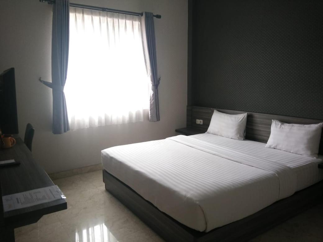 Tulip Guest House - Housity