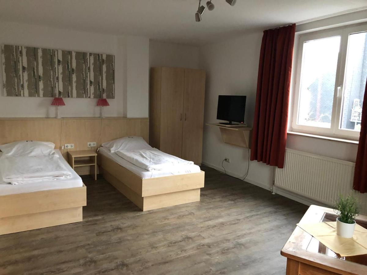 Hotel Alter Giebel - Housity