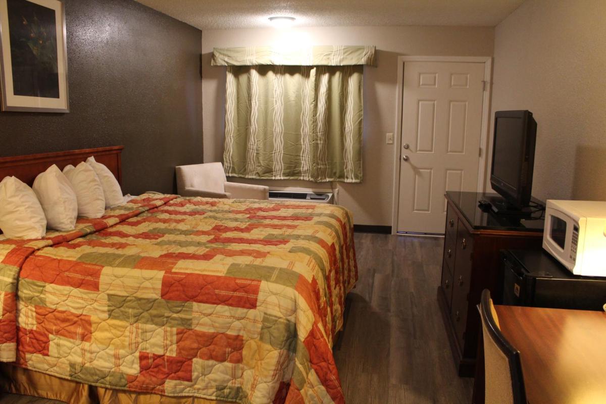 Regency Inn - Housity