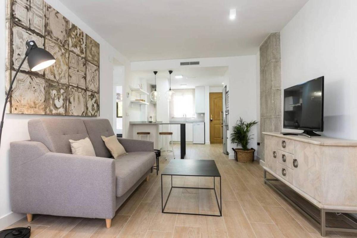 New San Juan beach apartment with AC - Housity