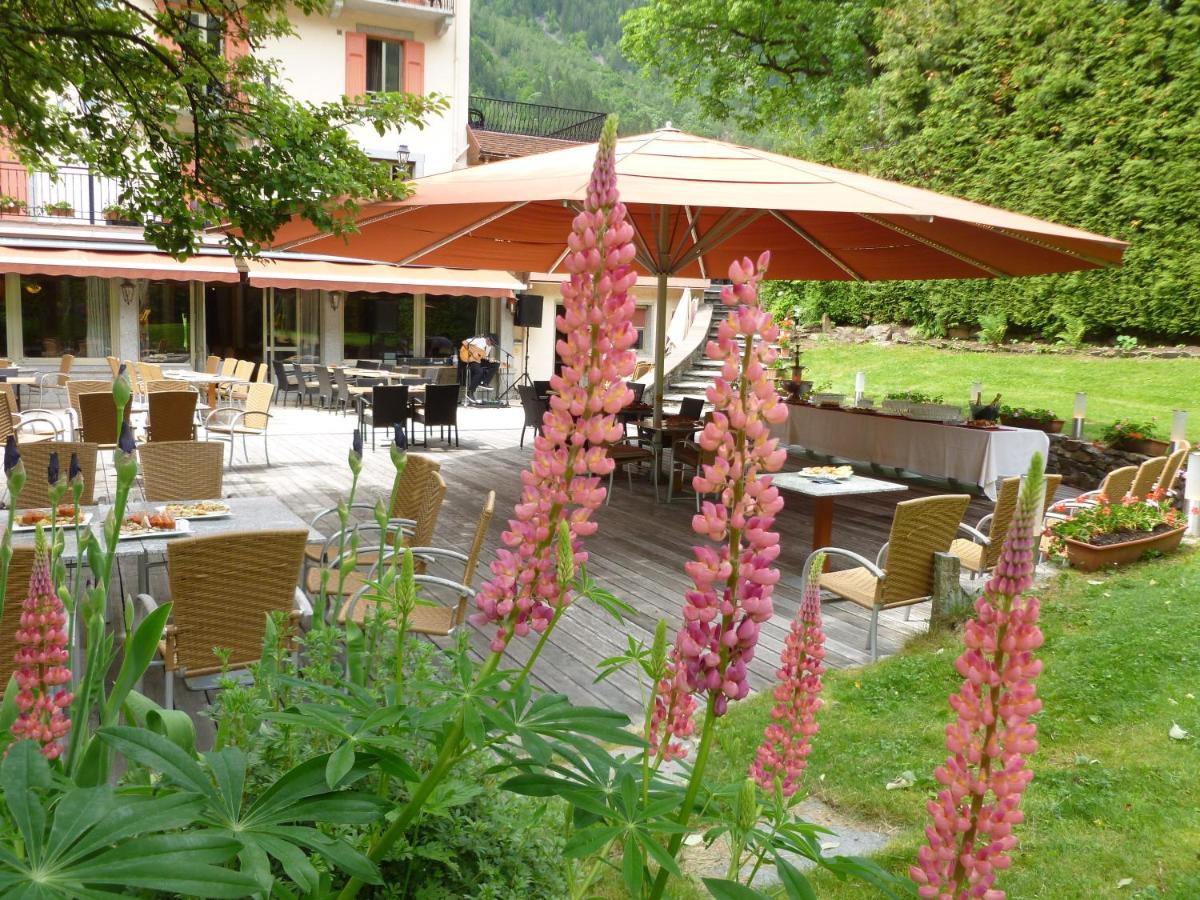 Jardin de l'établissement Aiguille du Midi - Hôtel & Restaurant