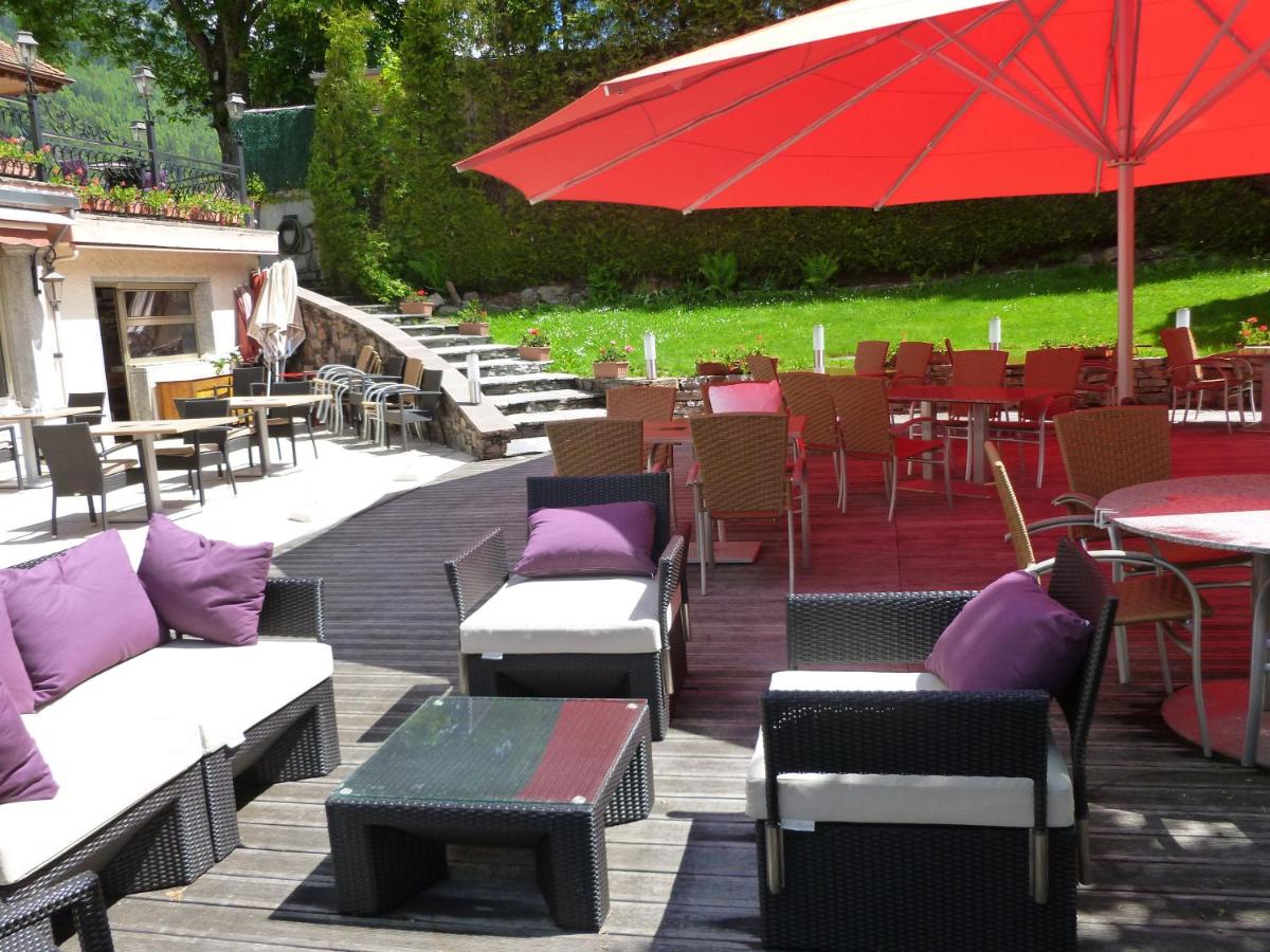 Restaurant ou autre lieu de restauration dans l'établissement Aiguille du Midi - Hôtel & Restaurant