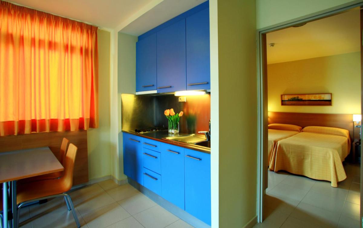 AQUA Hotel Nostre Mar Apartments - Housity