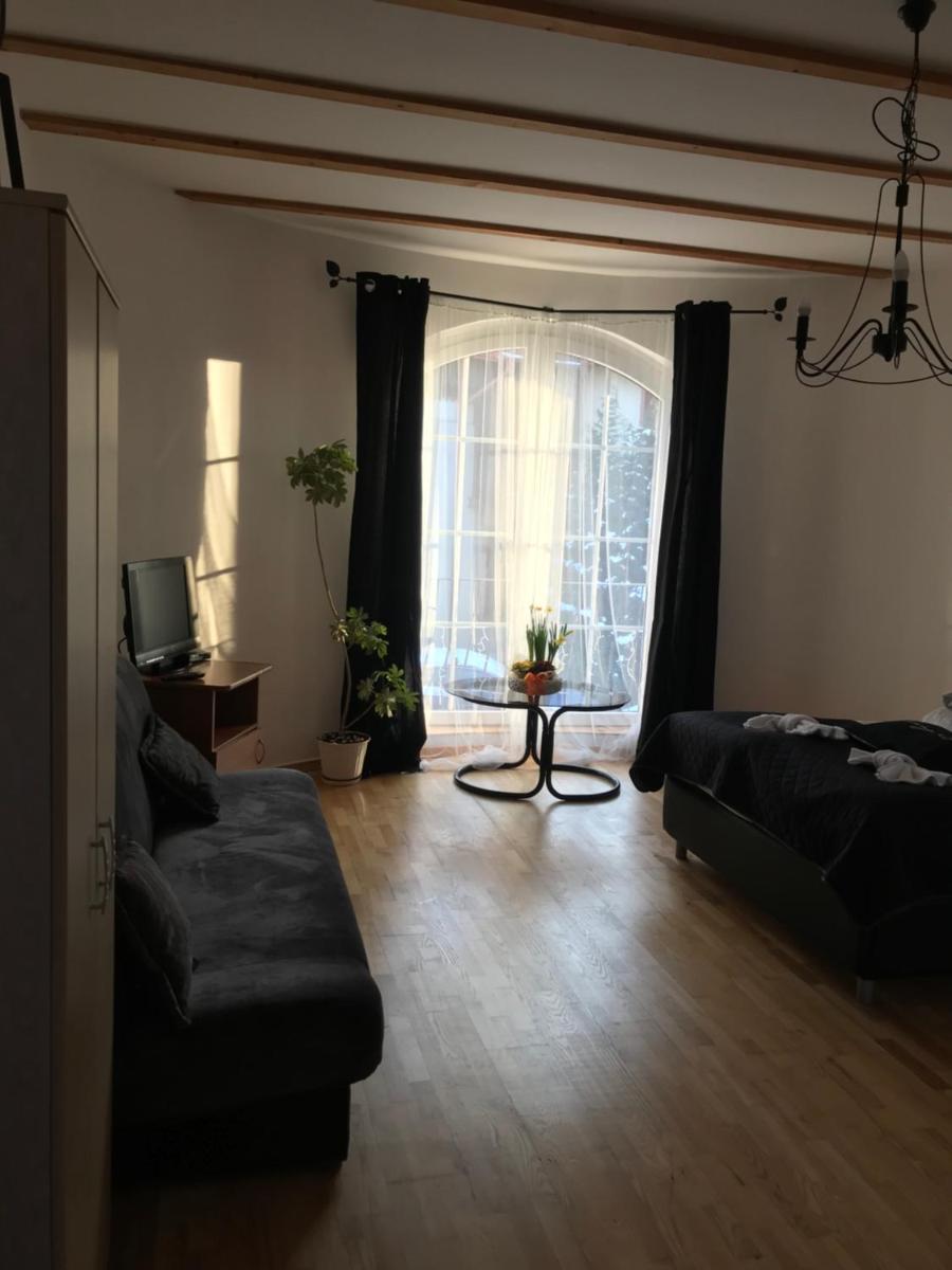 Apartamenty w ogrodzie - Housity