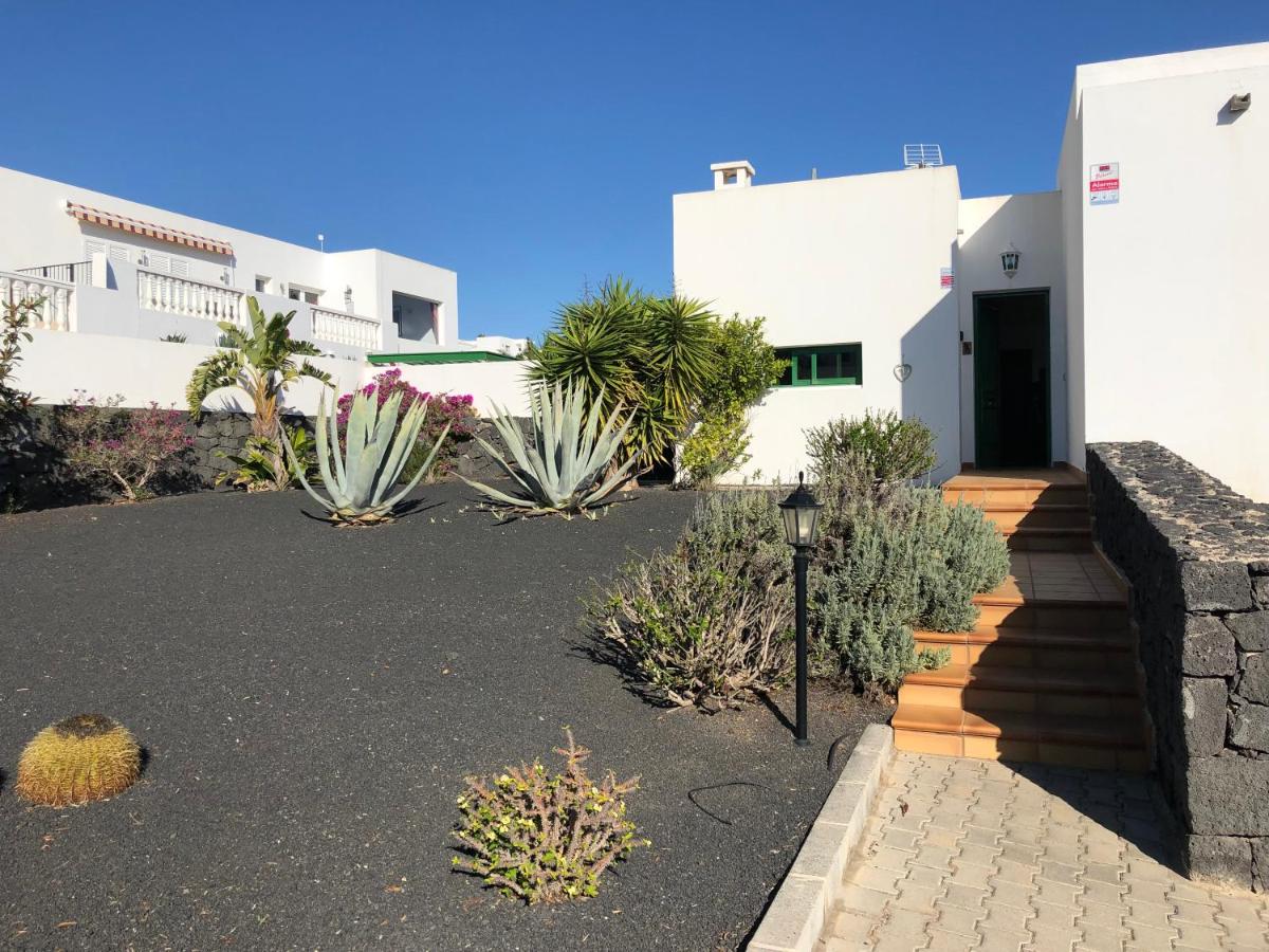 Casa tranquila con vistas en la colina de tías - Housity