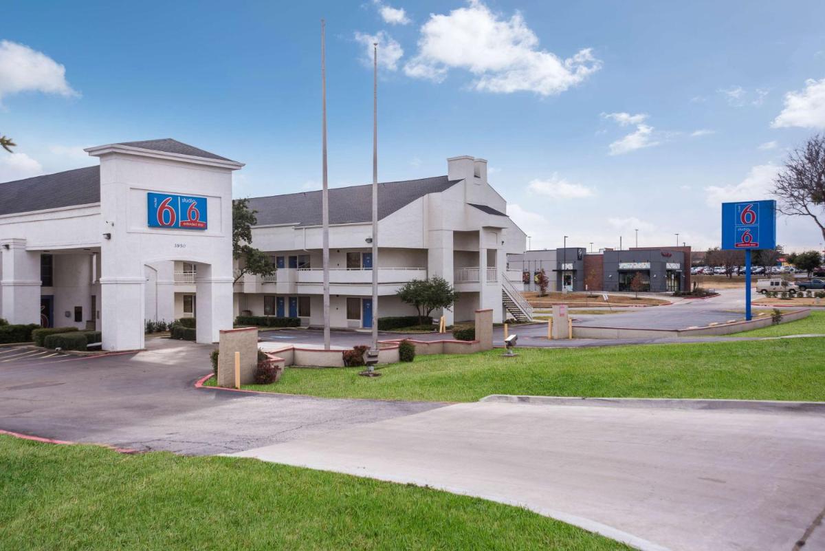 Motel 6-Irving, TX - Irving DFW Airport East - Housity