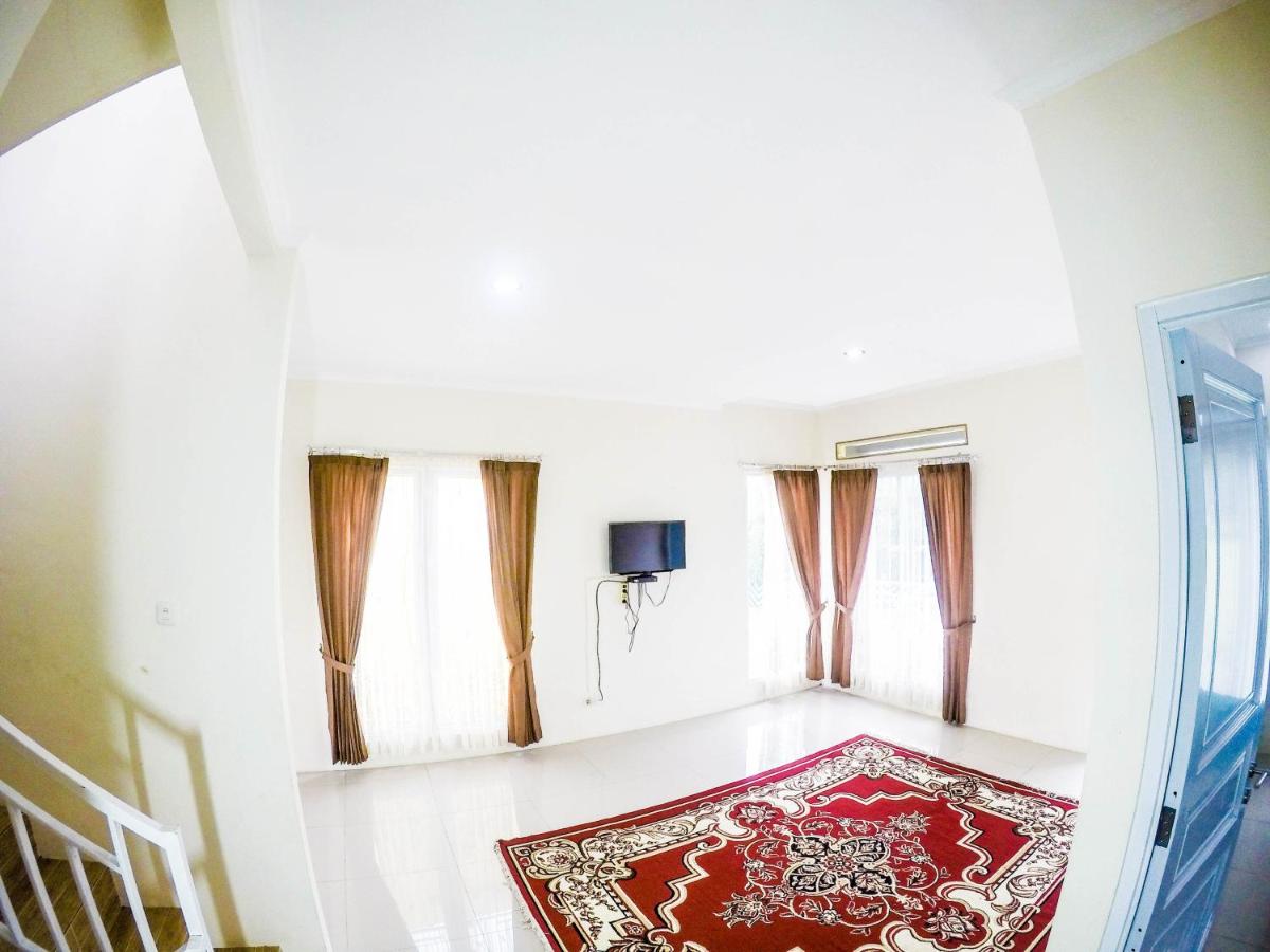 Villa Angkasa - Housity