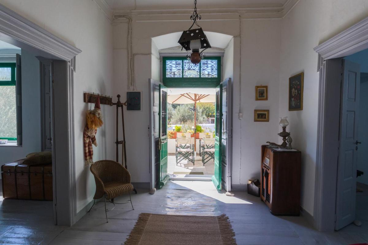 Irini's house - Housity