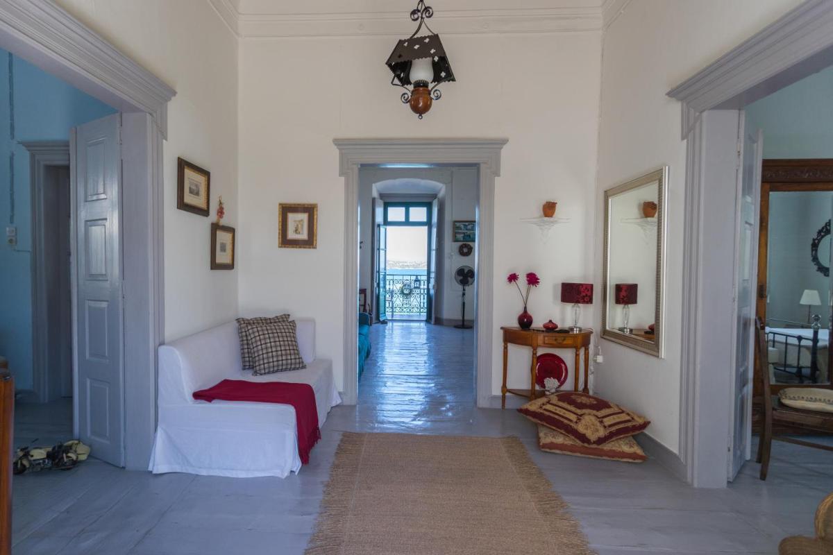 Irini's house - Housity