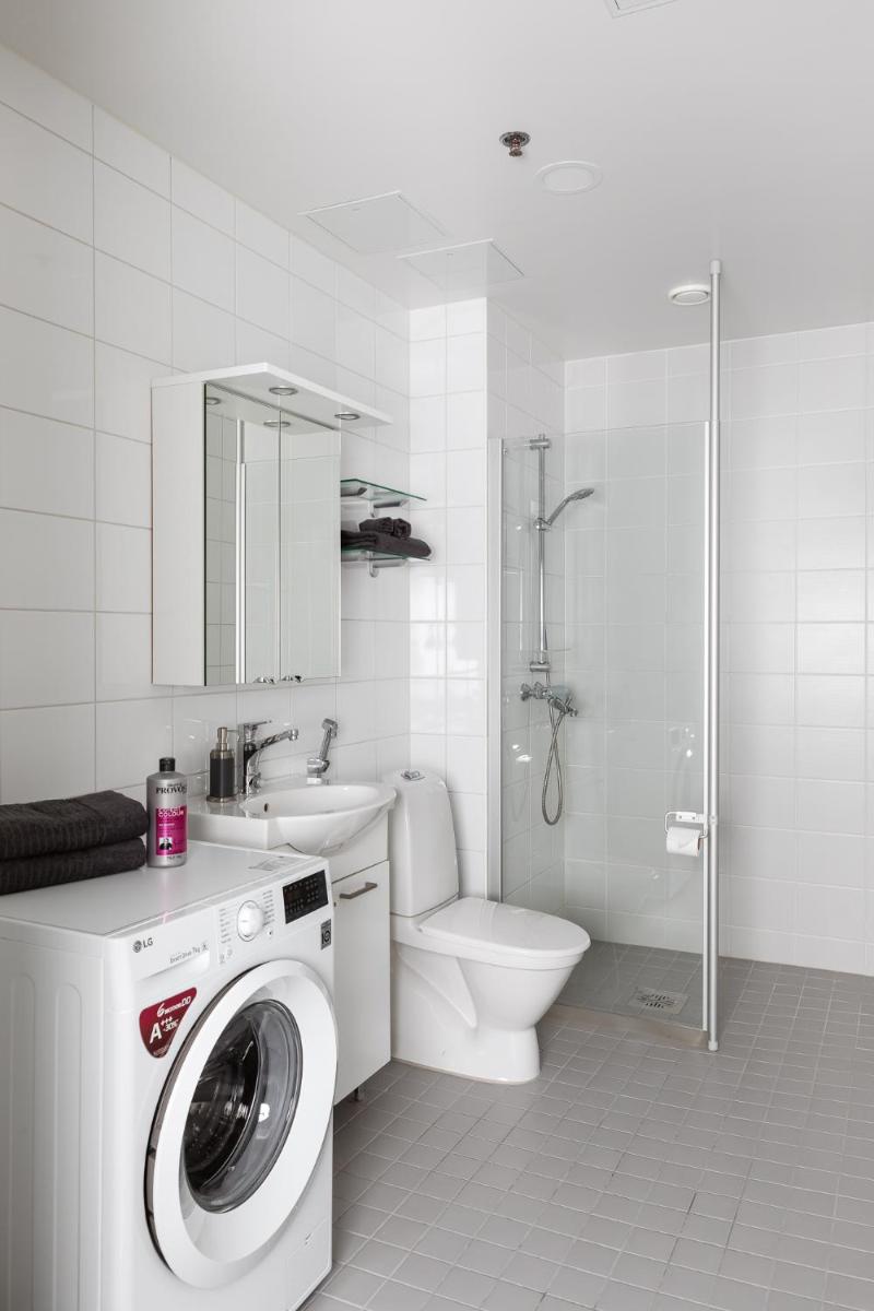 SleepWell Apartments Itäkeskus, direct metro to city center and bus to airport - Housity