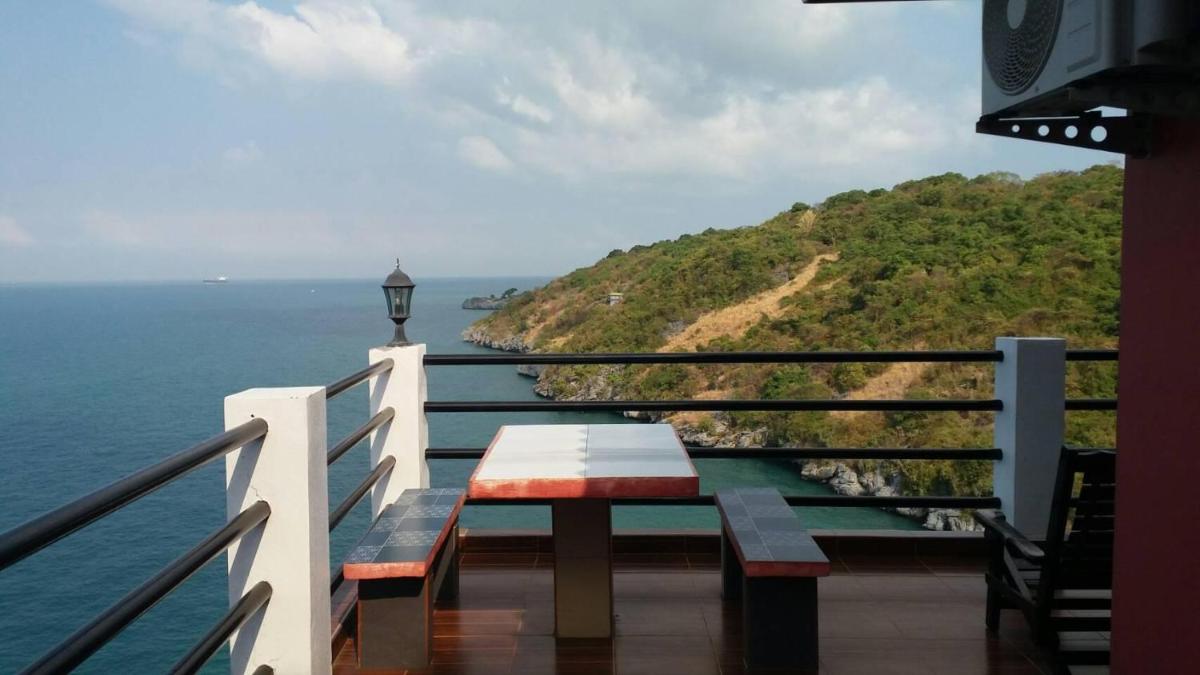 Ocean View Resort - Koh Sichang - Housity