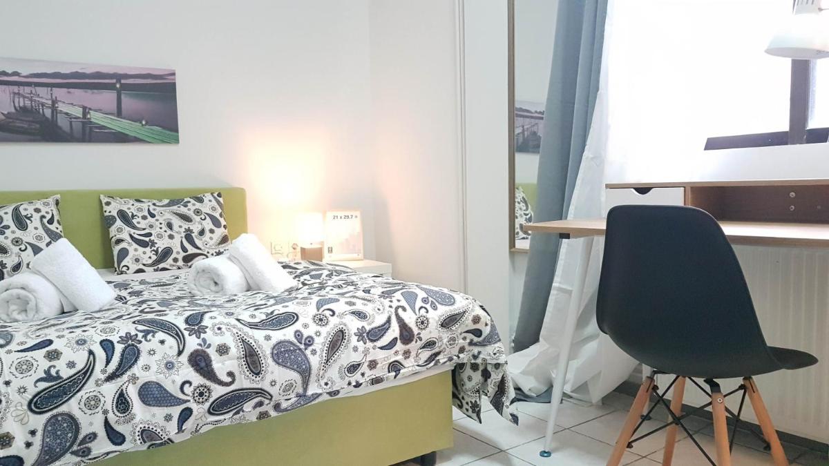 Suitetrails - Palette Apartment Carmine - Athens Center, 6 BD, 3 BATH