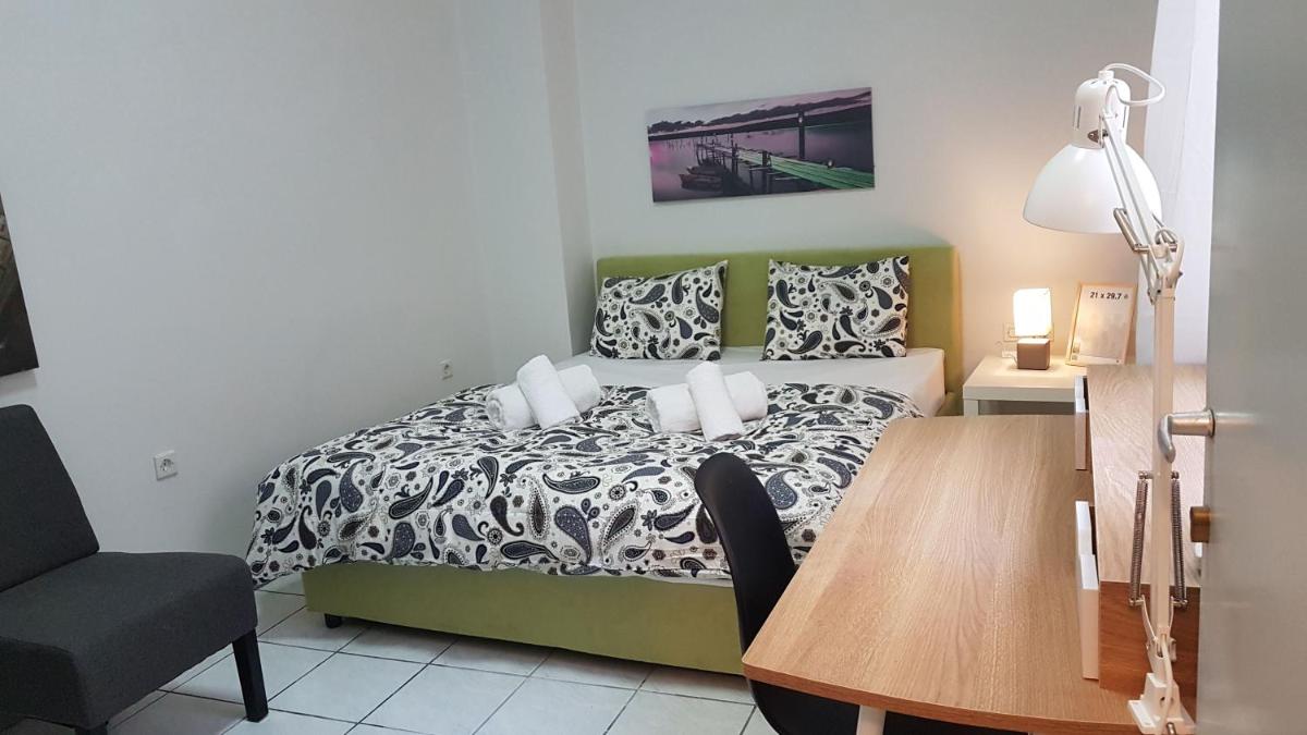 Suitetrails - Palette Apartment Carmine - Athens Center, 6 BD, 3 BATH