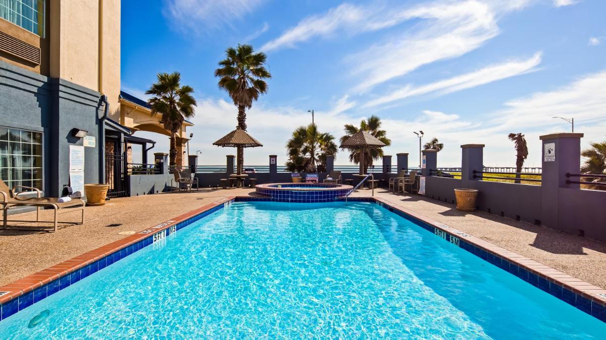 Galveston Beach Hotel - Housity