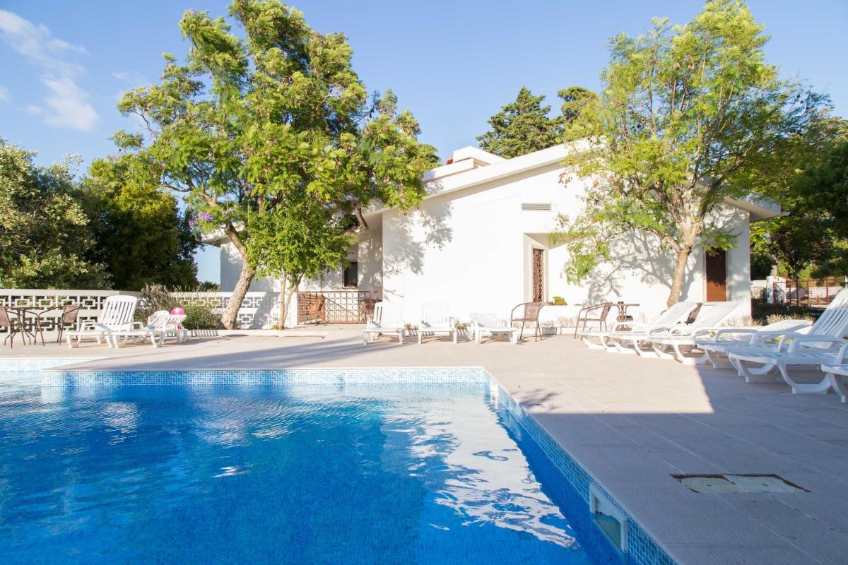 A piscina em ou perto de Aires da Serra Hotel