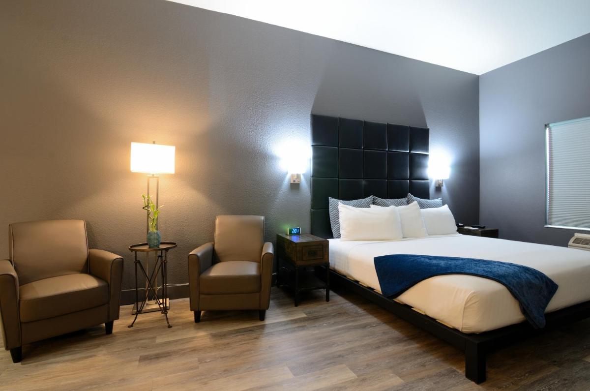 Wood River Inn & Suite - Housity