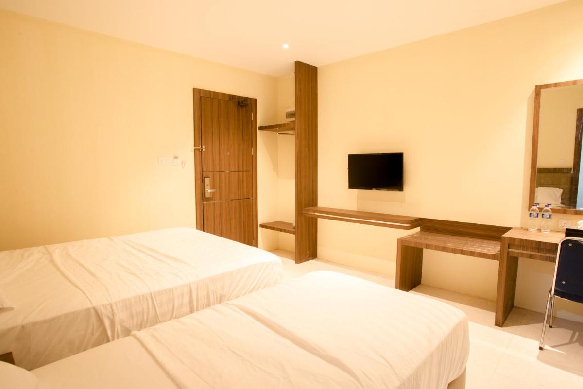 Suitetrails - AK Hotel Nagoya Hill