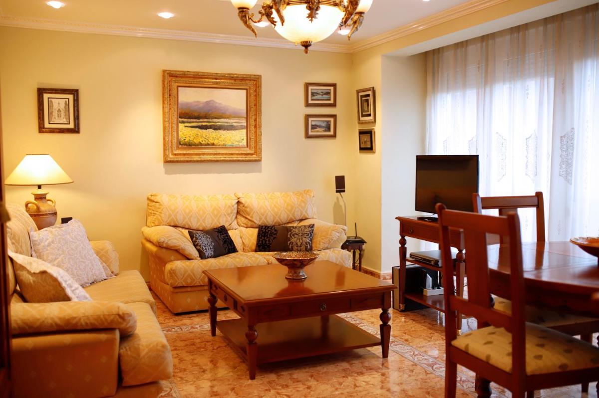 El Teular - Housity