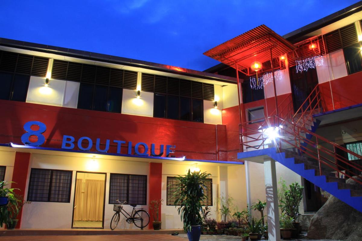 8 Boutique By The Sea - Housity