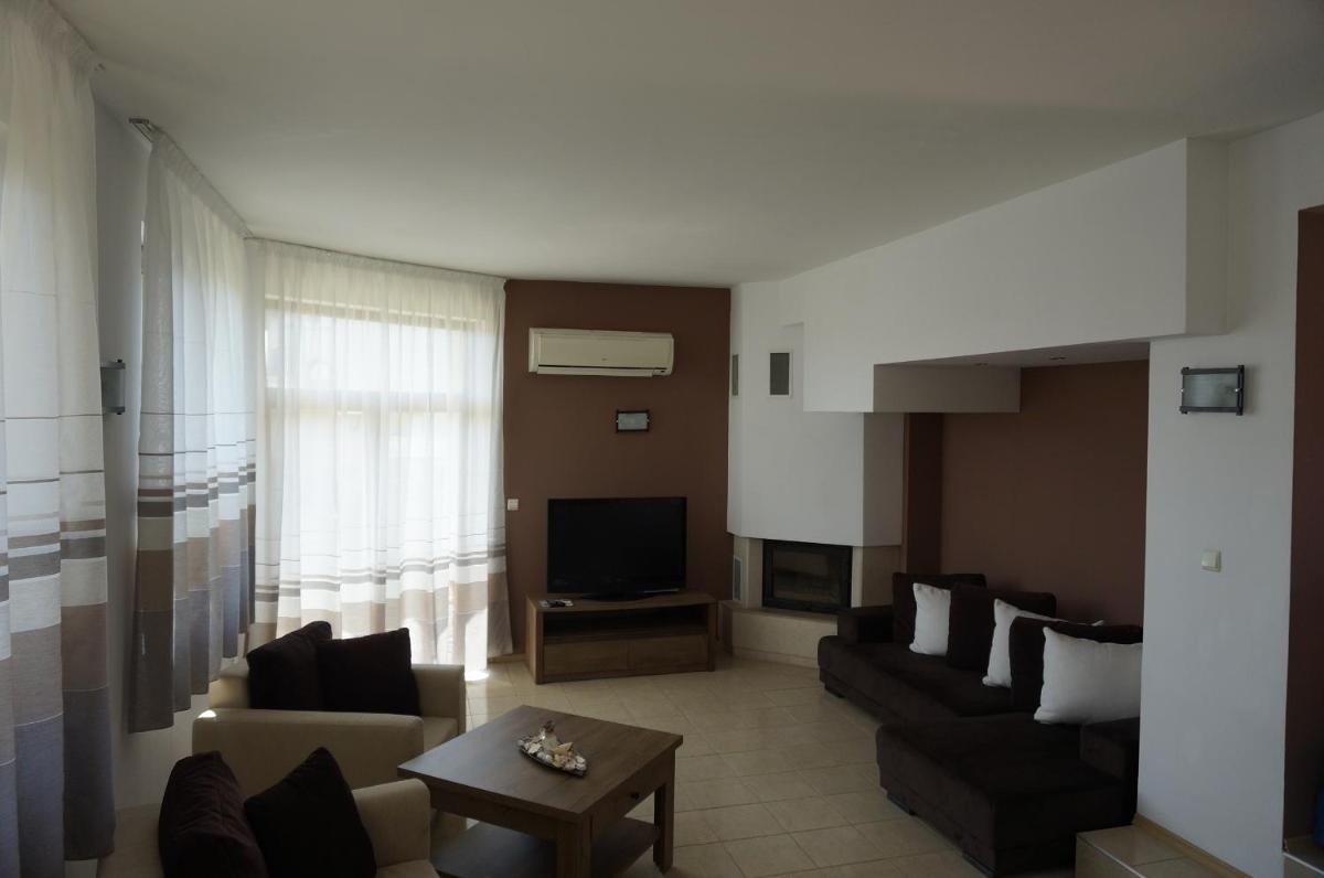 Вила Калиакра - Villa Kaliakra - 3 km to beach Bolata - Housity
