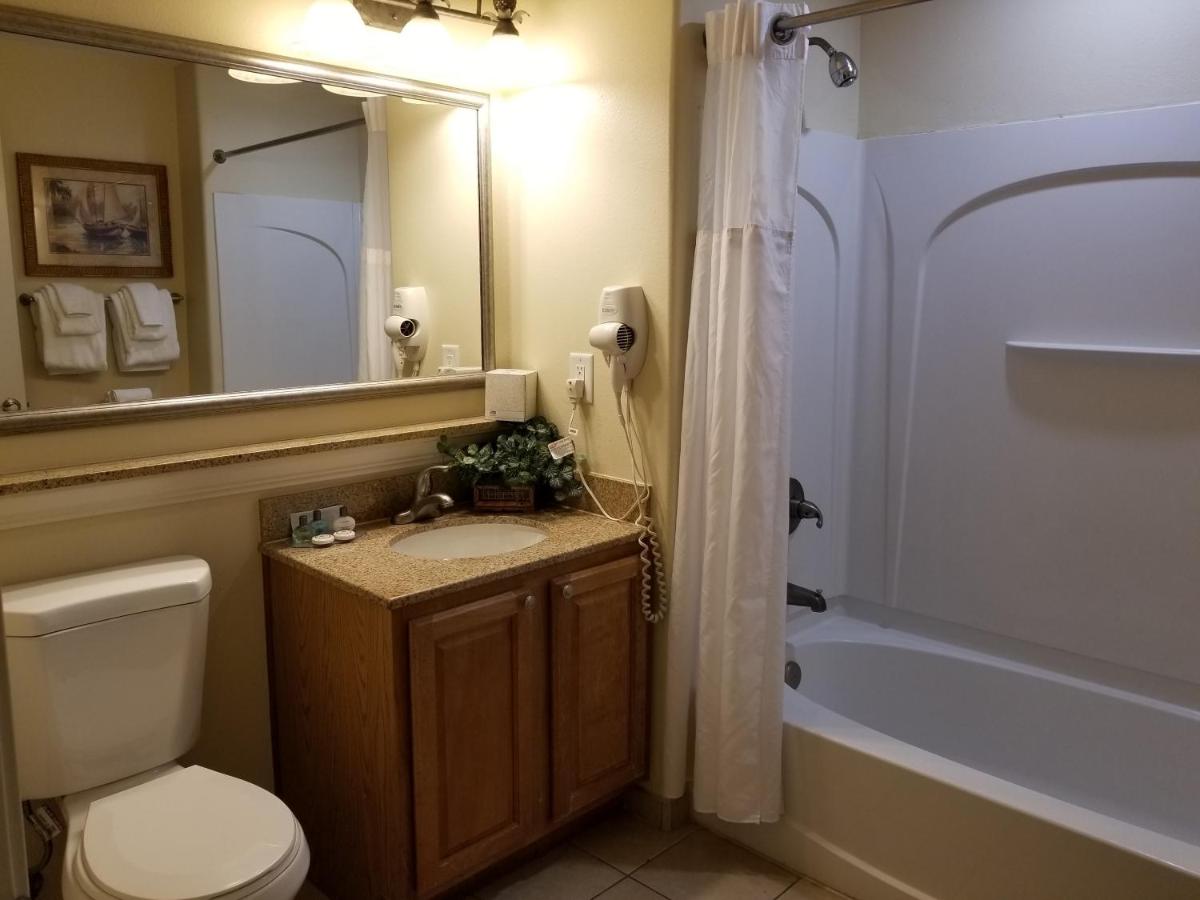 Blue Heron Beach Resort - Housity