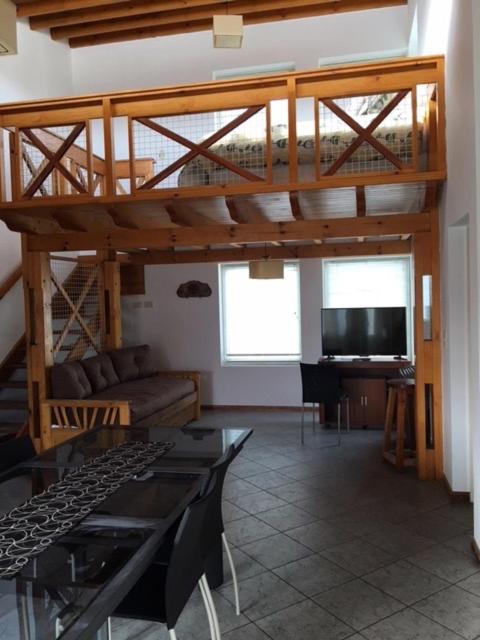 TOWER ROCK PUERTO DESEADO SUPERIOR 2 - Housity