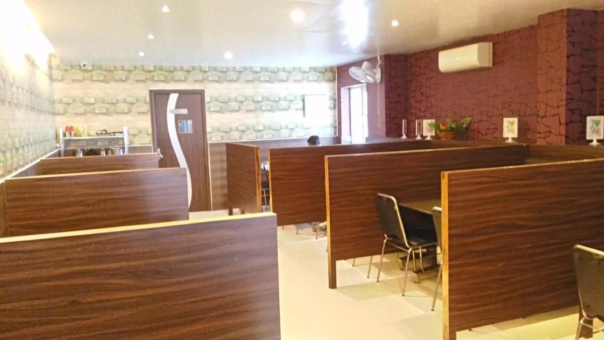 Kani Residency Hotel - Housity
