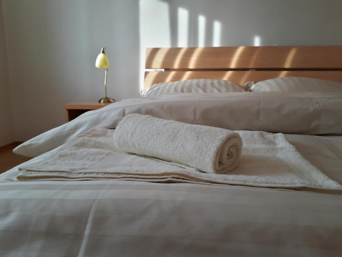 Brezno - 2 izbový apartmán - Housity