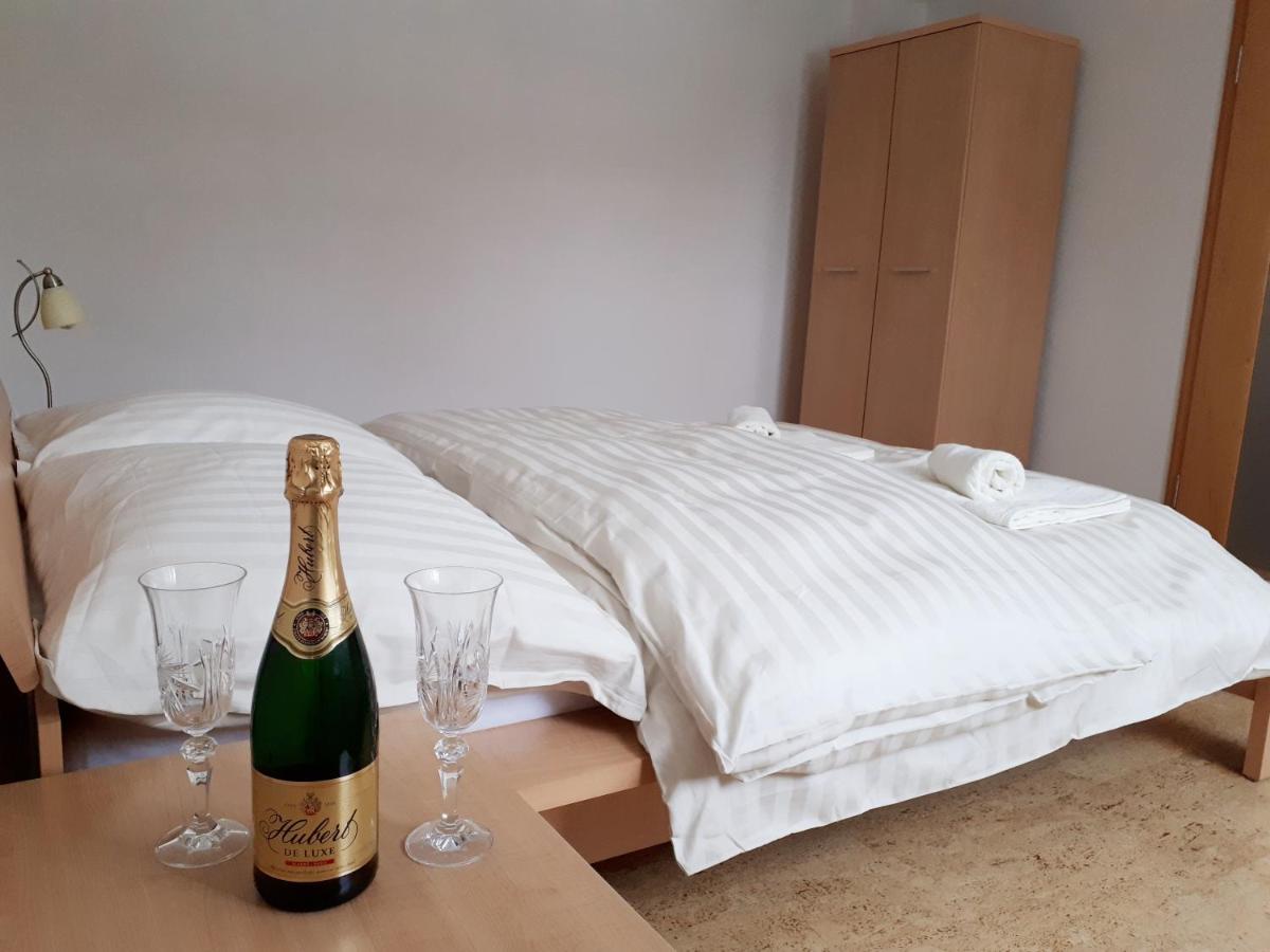 Brezno - 2 izbový apartmán - Housity