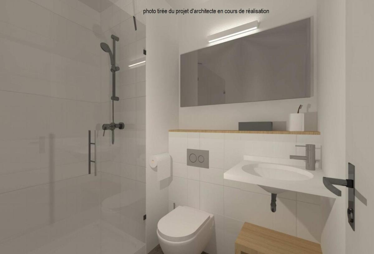 Salle de bains dans l'établissement Best Western Armor Park Dinan et Spa