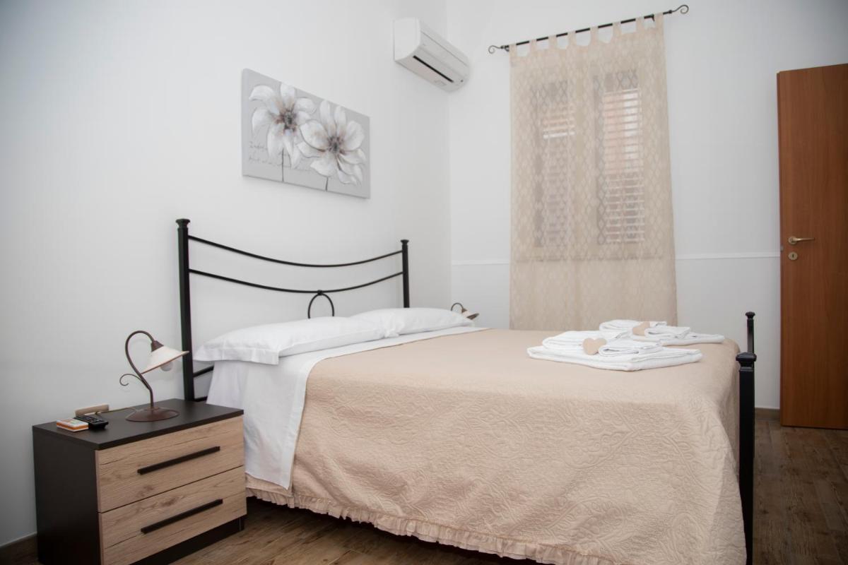 Casamia - Housity