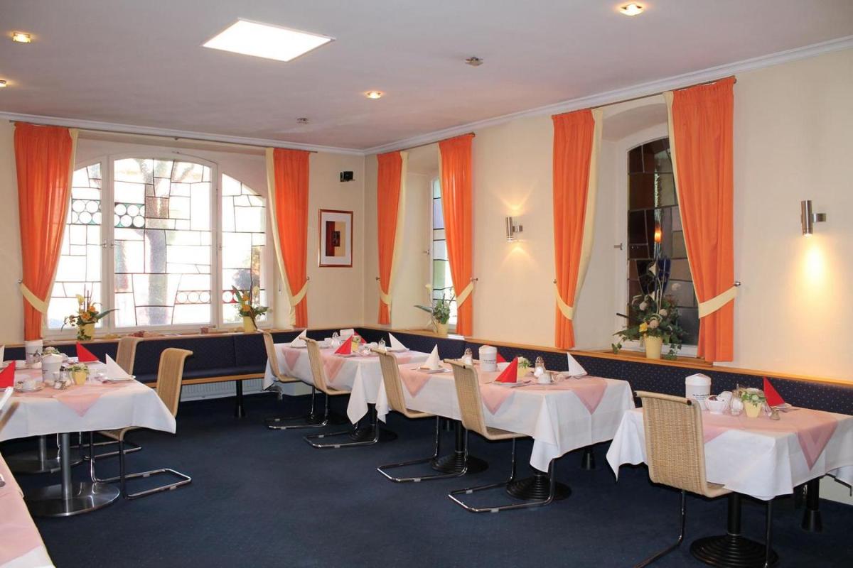 Hotel Adlerhof - Housity