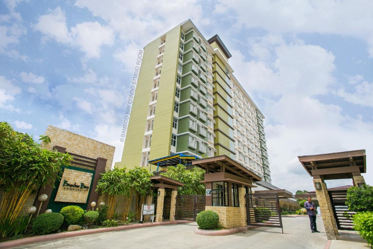 Fully Furnished Studio Unit in Mandaue City, Cebu with Fast WiFi and Cable TV - Hizvo
