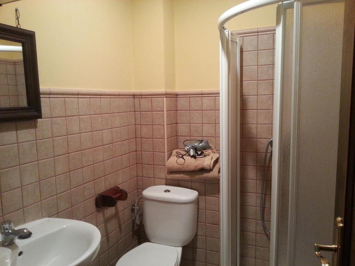 Apartamentos Rurales Buenamadre - Housity